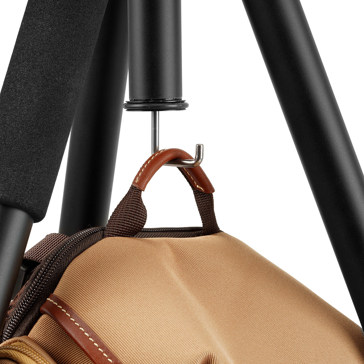 Vanguard Vesta GO 204AP Aluminium Tripod with VEO PH-24 Pan Head & Phone Holder